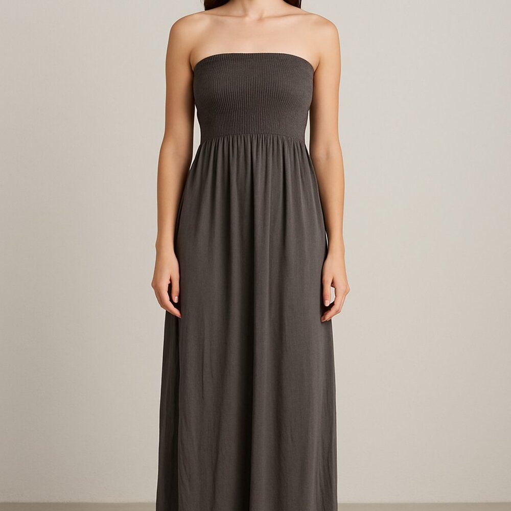 Love Chesley Strapless Smocked Maxi Dress‎